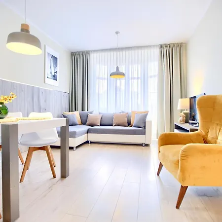 Blue Mare Przy Promenadzie 200 M Beach, Kapitalna Lokalizacja, Lage, Free Parking Lägenhet